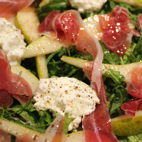 Parma Ham and Pear Salad for 6